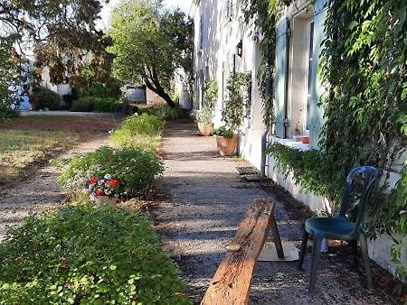 Clos Des Ecureuils Bed & Breakfast Bouille-Loretz Exterior photo